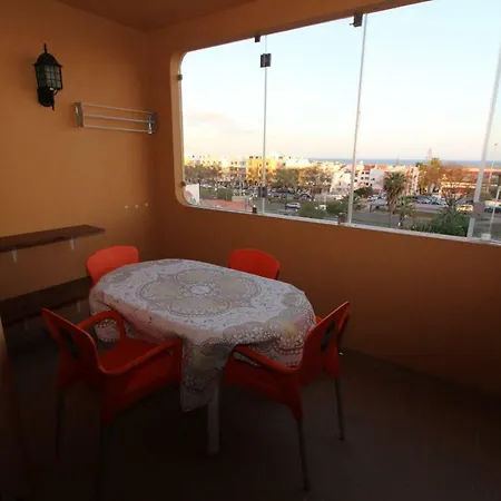 Appartement Mikas Center
